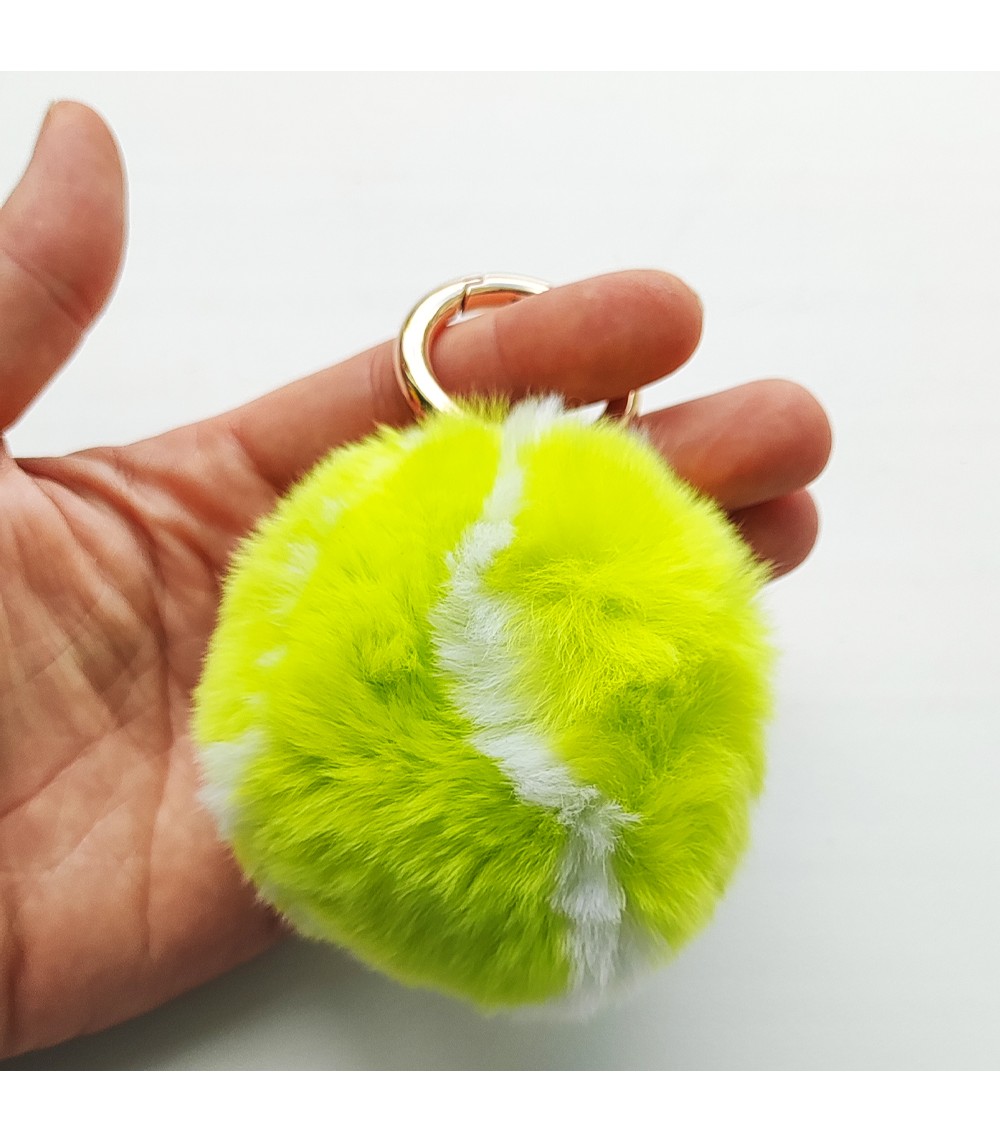 Брелок "Пушистый теннисный мяч" Брелок "Пушистый теннисный мяч"