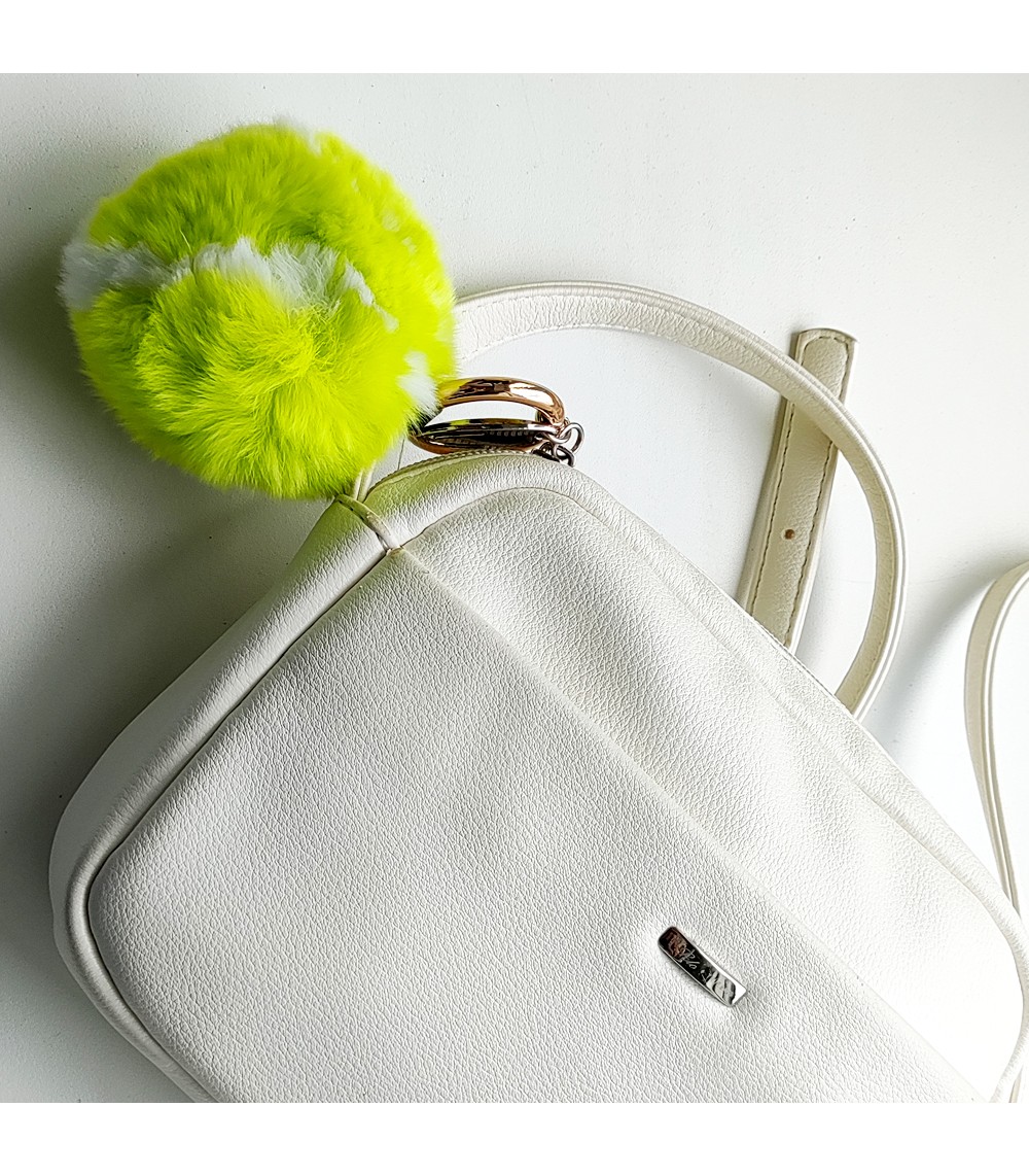 Брелок "Пушистый теннисный мяч" Брелок "Пушистый теннисный мяч"